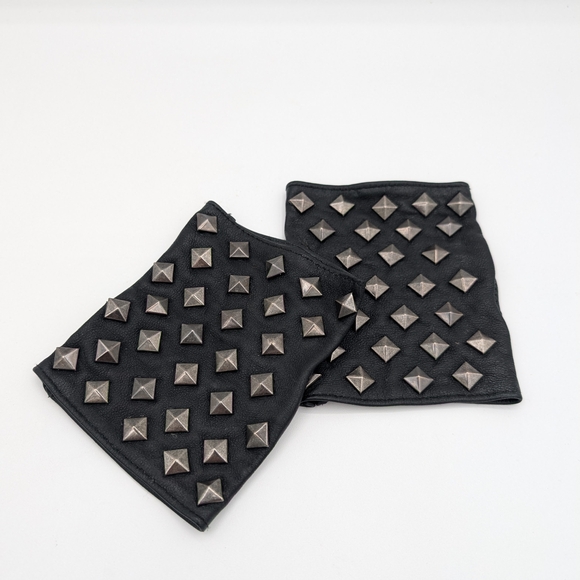 Luxury Studded Leather Fingerless Gloves | Gothic Punk Rock Couture - Picture 1 of 5